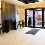 ホテル Et Restaurant Au Chasseur 3*