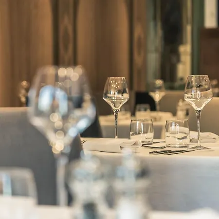 Et Restaurant Au Chasseur Hotel 3*