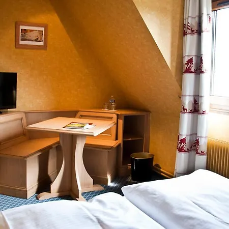 ホテル Et Restaurant Au Chasseur