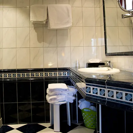 ホテル Et Restaurant Au Chasseur ビルケンヴァルト