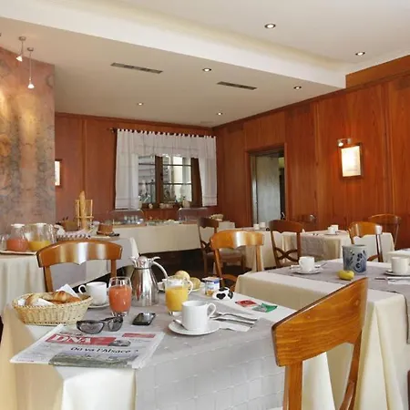 Et Restaurant Au Chasseur ホテル ビルケンヴァルト