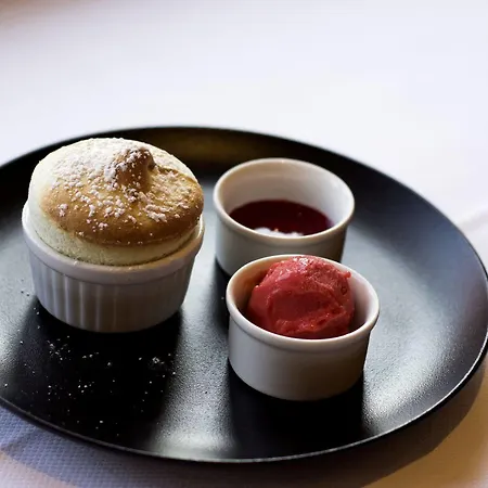 Et Restaurant Au Chasseur Hotel 3*